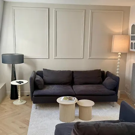 New Apprt 2 Tour Eiffel