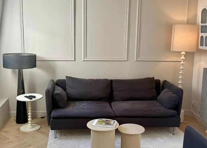 New Apprt 2 Tour Eiffel