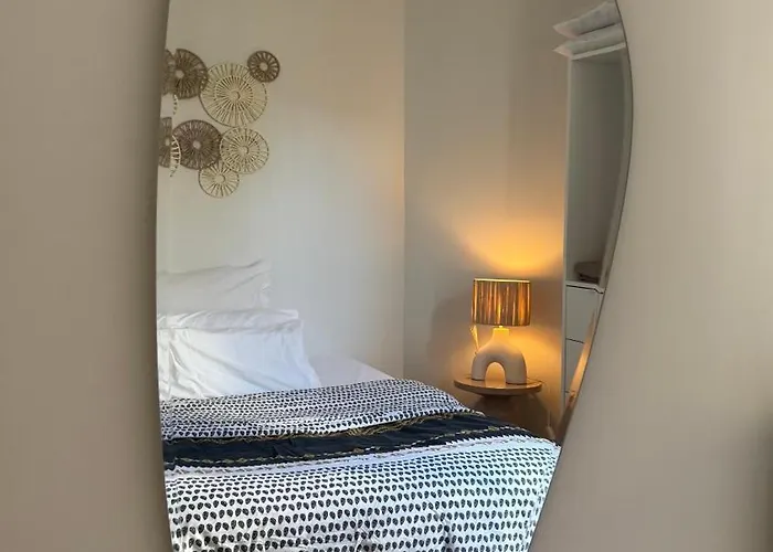 New Apprt 2 Tour Eiffel アパート パリ